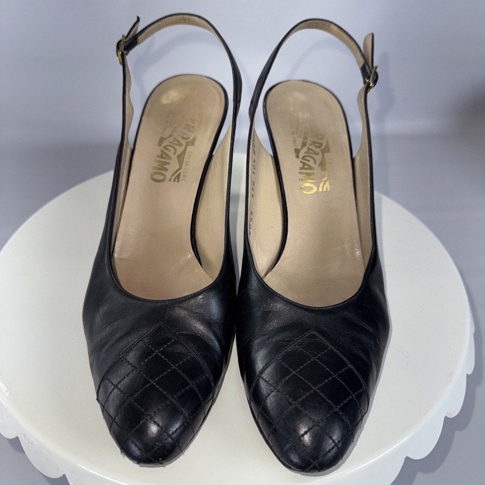 Vintage Ferragamo Black Quilted Toe Slingback 3" heel Sandals size 10‎ 1/2 AAAA